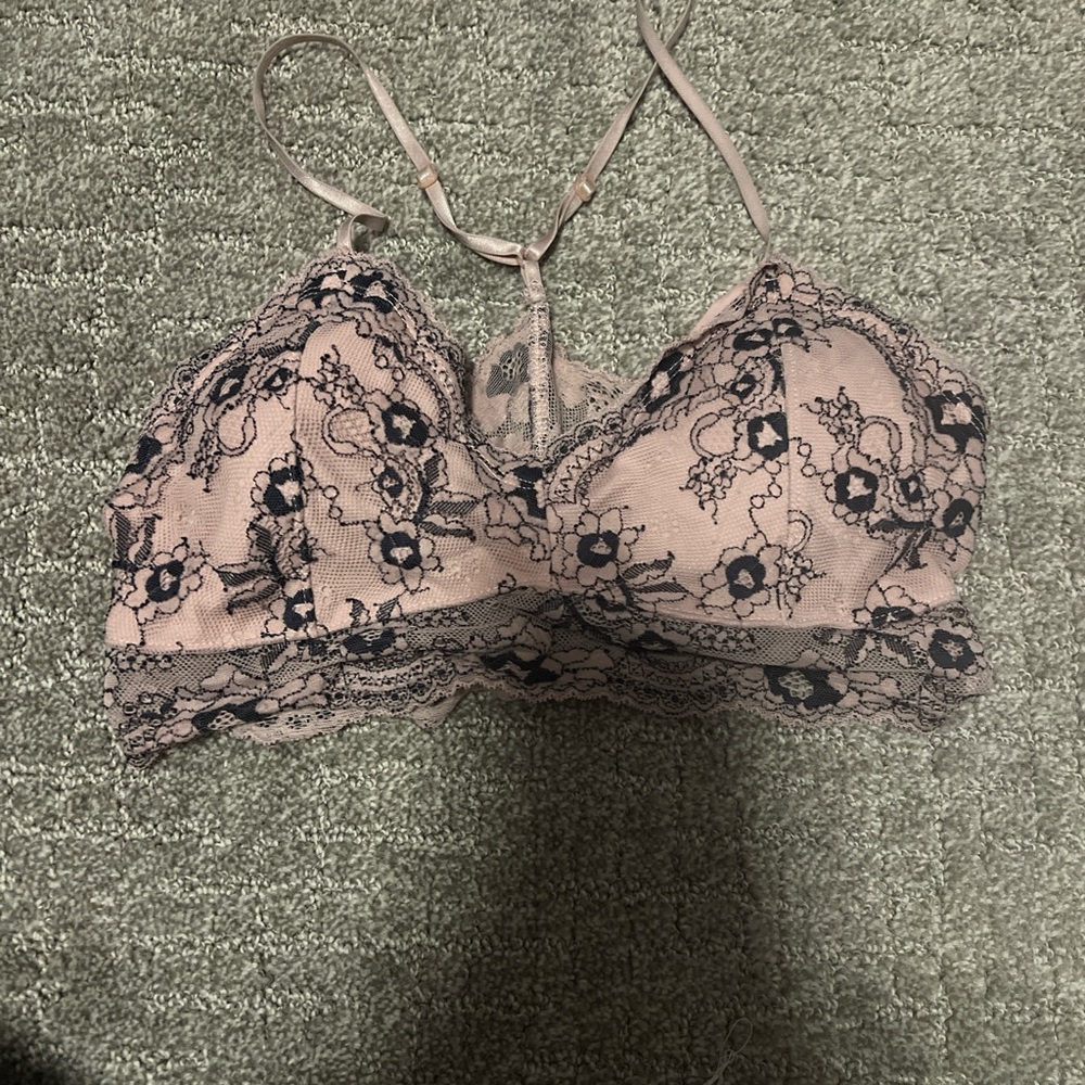 Bozzolo Lace Bralette in Pink and Black